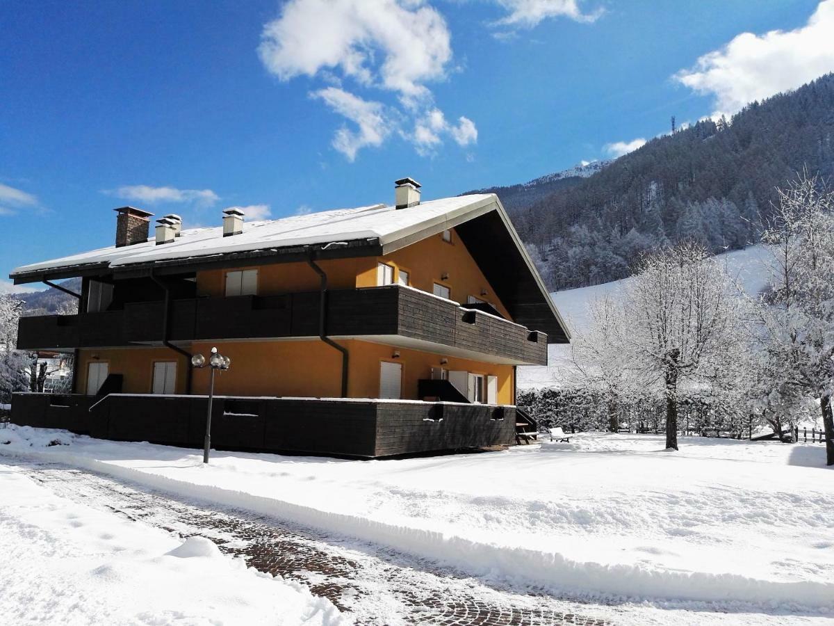 Chalet Dafne Hotell Aprica Exteriör bild