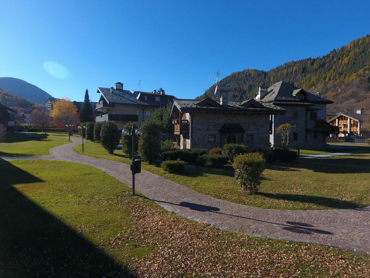 Chalet Dafne Hotell Aprica Exteriör bild